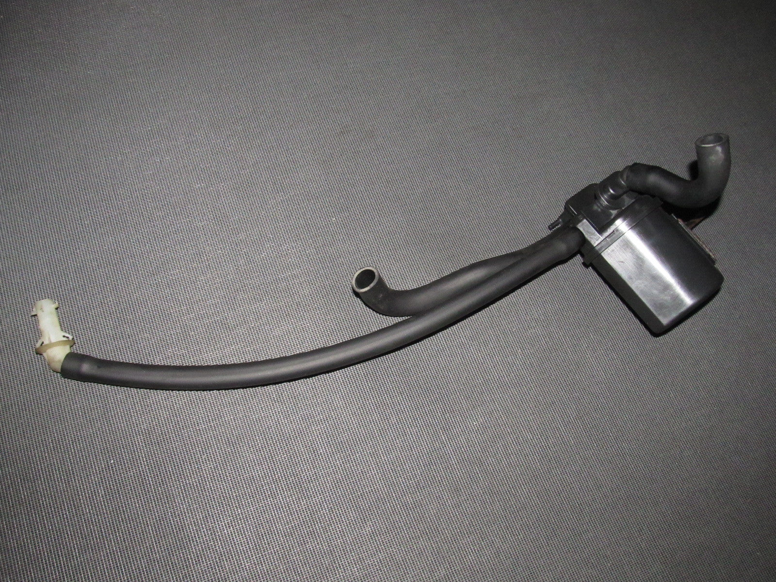 01 02 03 Acura CL OEM Gas Tank Purge Evap Tank & Valve