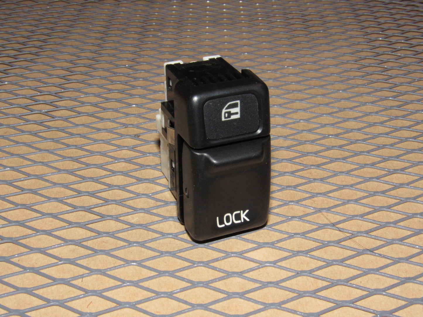 97 98 Volvo V90 OEM Dash Central Door Lock Switch