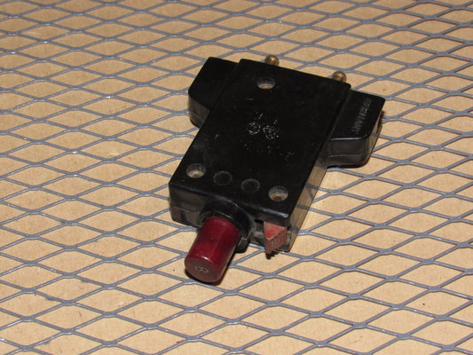 77-95 Mercedes Benz T1 Van Fuse Circuit Breaker 8a E-T-A 240VAC 2-5200-H