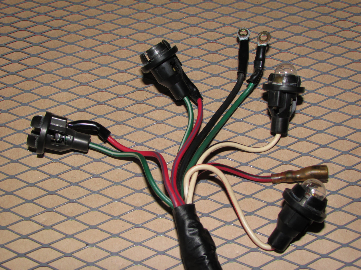 75 76 77 78 Datsun 280z OEM Tachometer Turn Signal Bulb Socket & Wiring Harness
