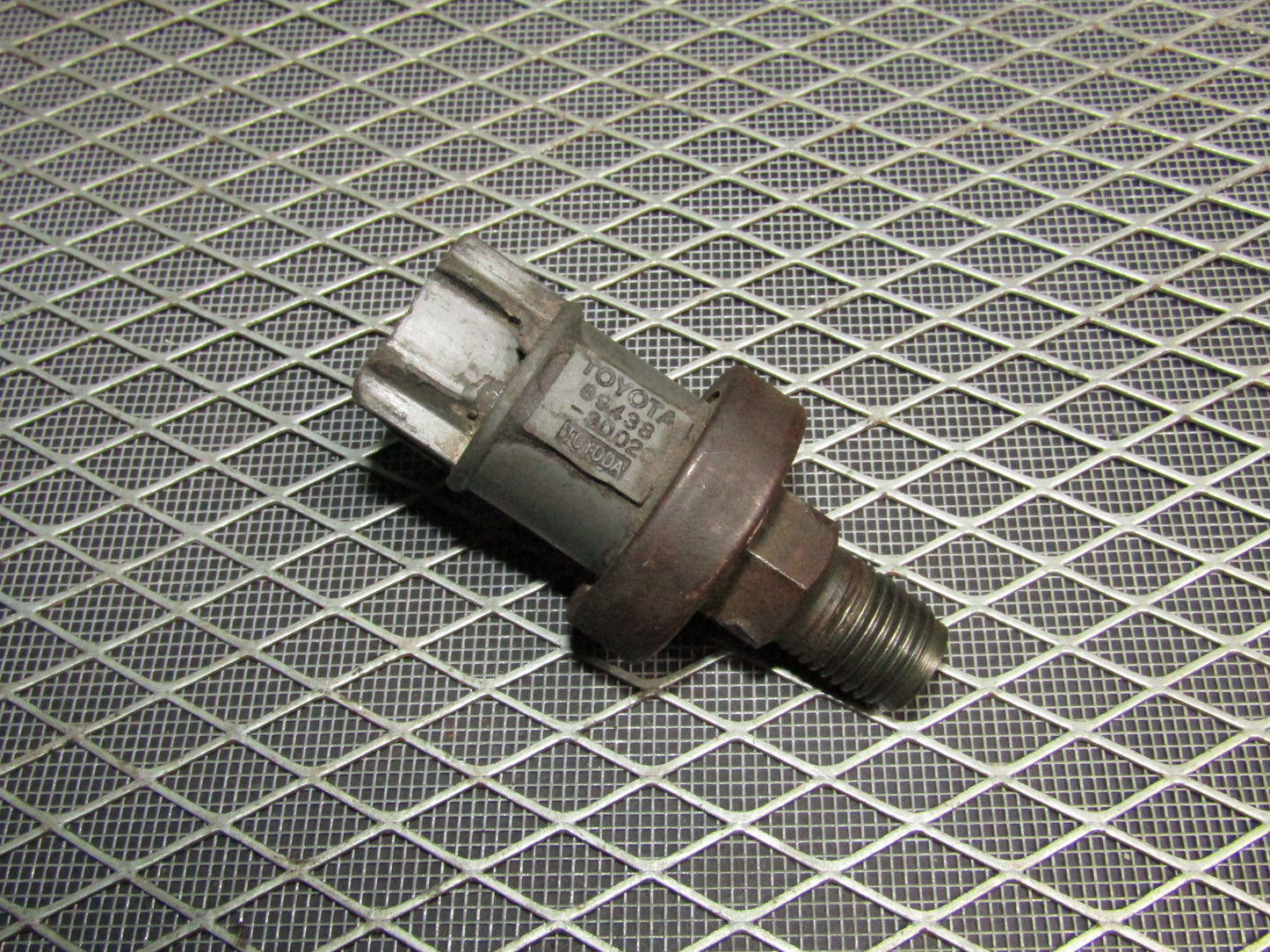 87-91 Toyota Crown Royal Saloon OEM Power Steering Pressure Sensor