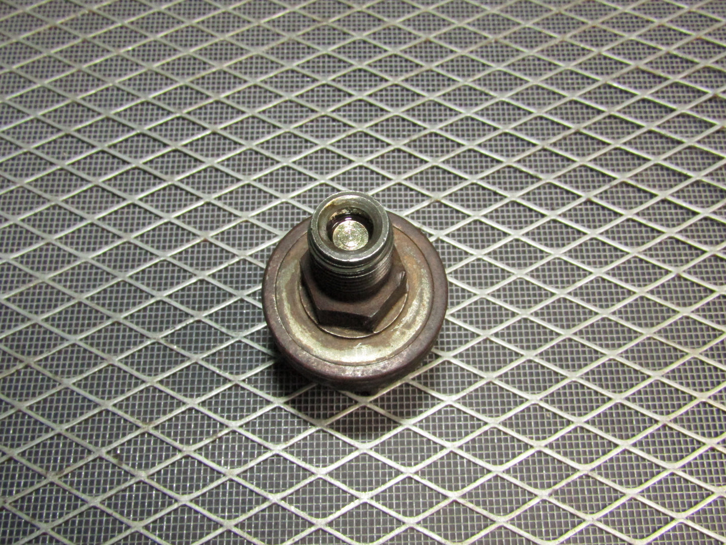 87 88 89 90 91 Toyota Crown Royal Saloon OEM Power Steering Pressure Sensor