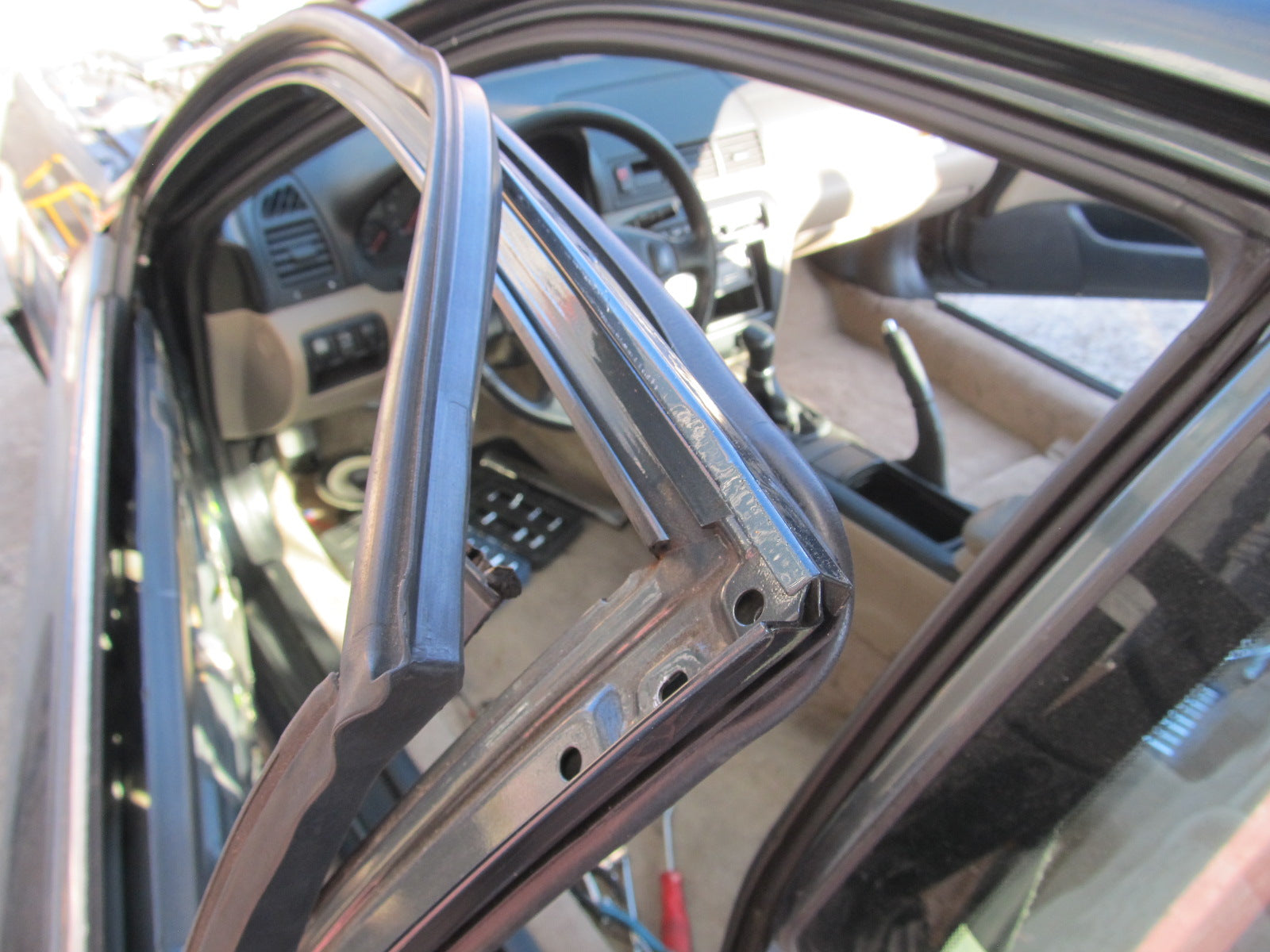 97 98 99 00 01 Honda Prelude OEM Exterior Door Window Weather Strippin ...