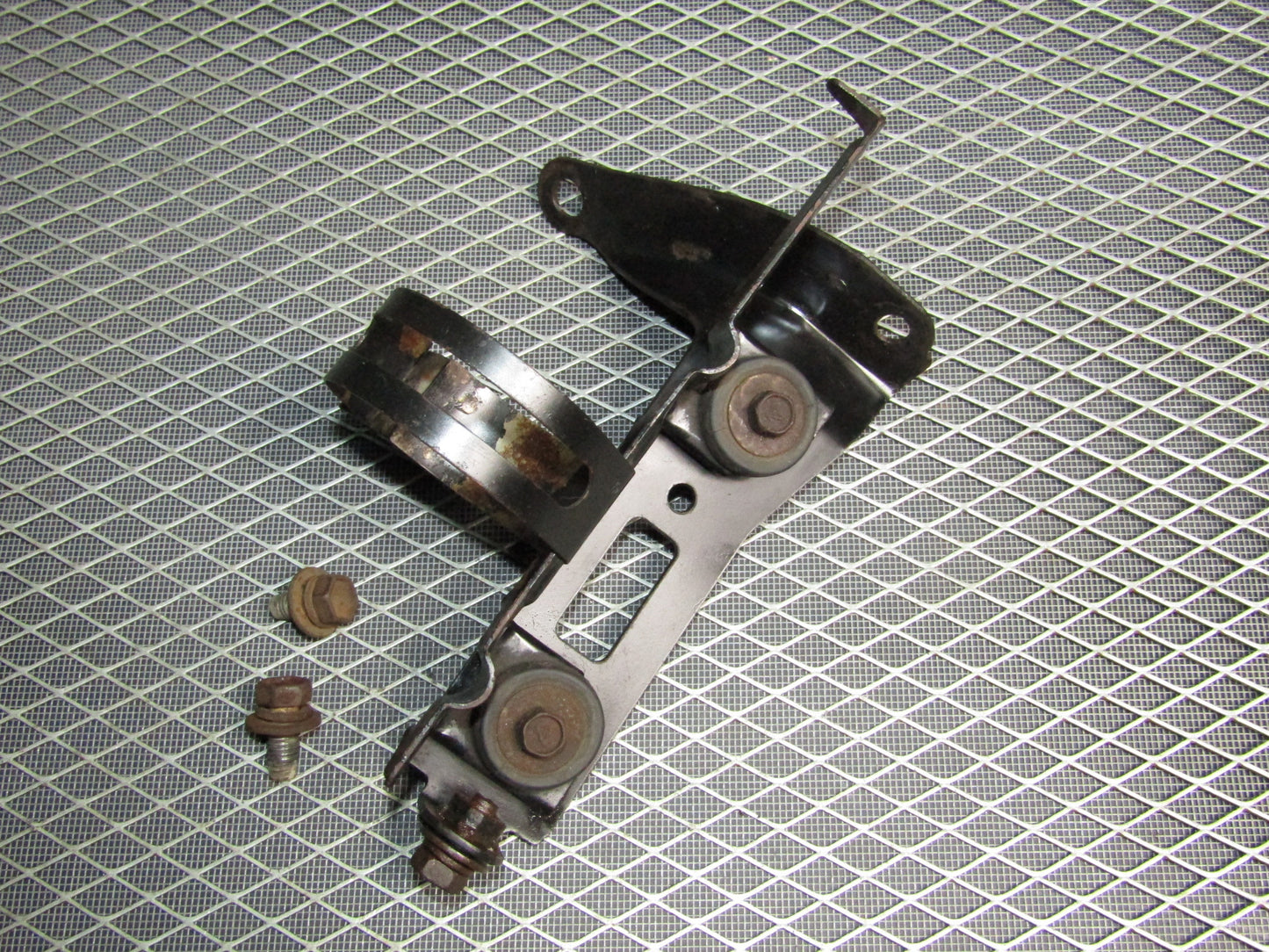 87-91 Toyota Crown Royal Saloon OEM A/C Drier Receiver Holder Bracket