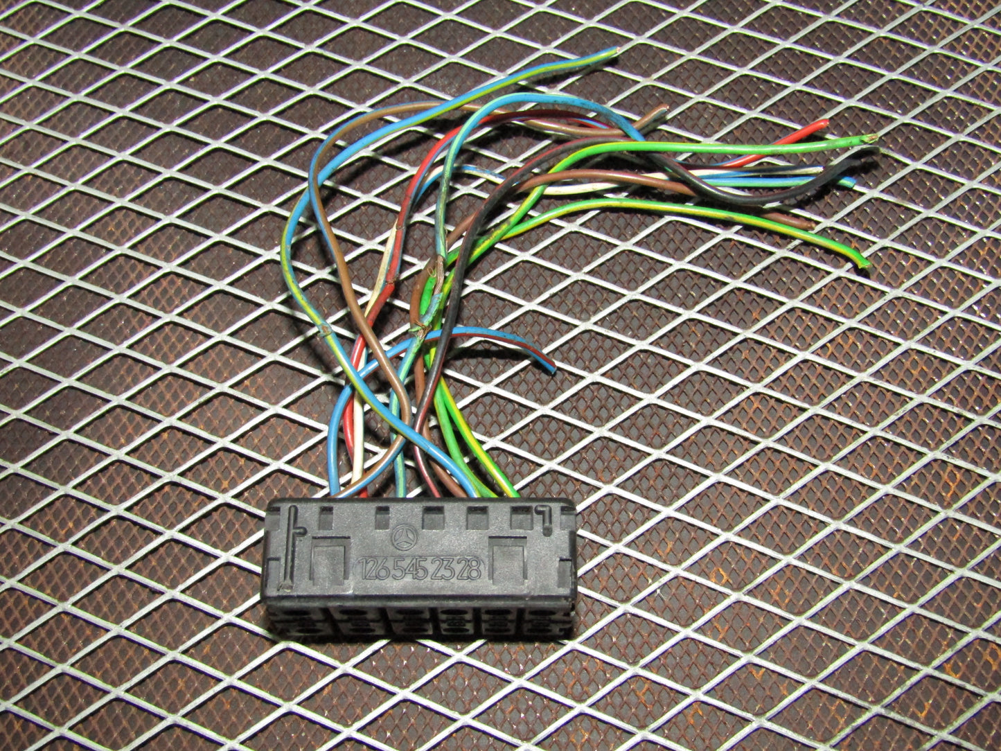 86-93 Mercedes Benz 300E OEM A/C Compressor Clutch Cut Off Relay Pigtail Harness