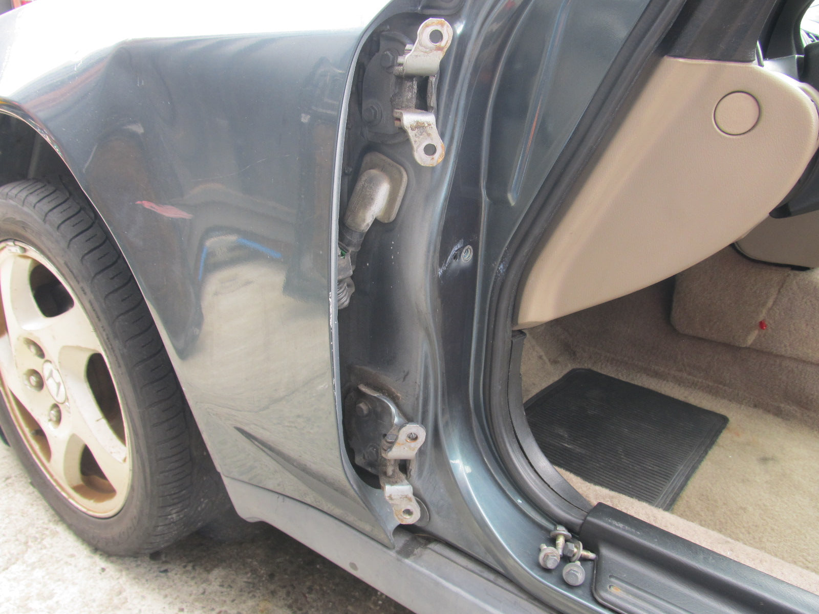 97 98 99 00 01 Honda Prelude OEM Door Hinges - Left Set – Autopartone