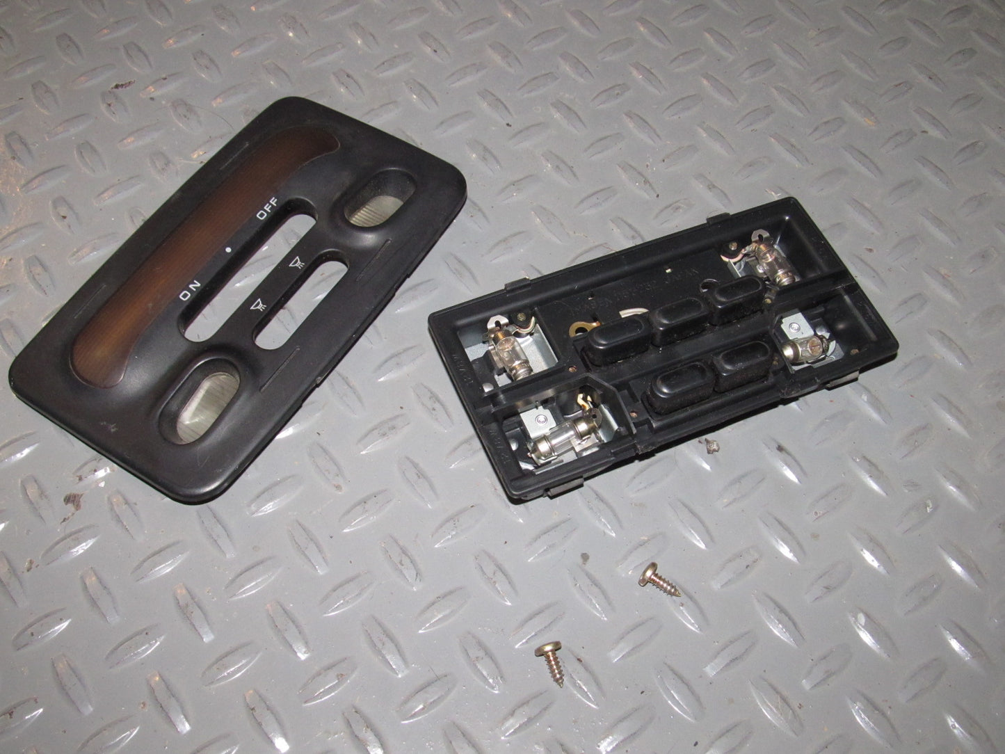 93 94 Mitsubishi Eclipse OEM Dome Map Light