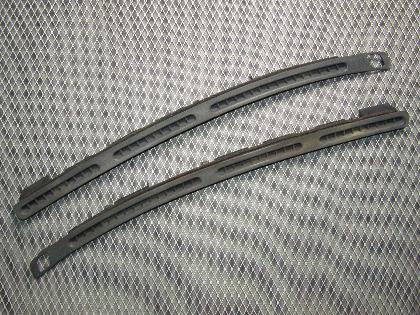 87-91 Toyota Crown Royal Saloon OEM Dash Defroster Cowl Vent