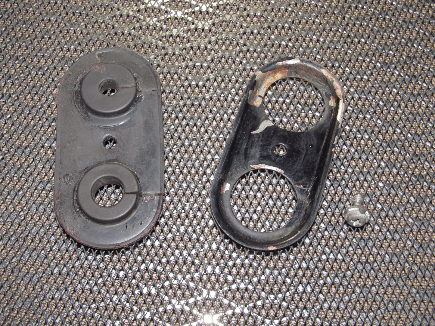 79 80 Datsun 280zx OEM A/C Evaporator Firewall Grommet