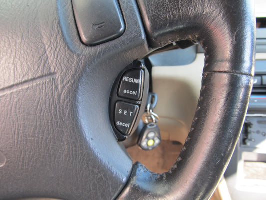 97 98 99 00 01 Honda Prelude OEM Steering Wheel Cruise Control Switch