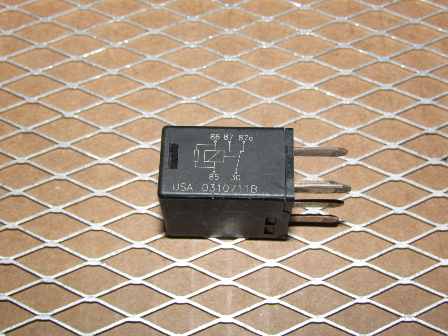 GM Relay 3413 / 15393413