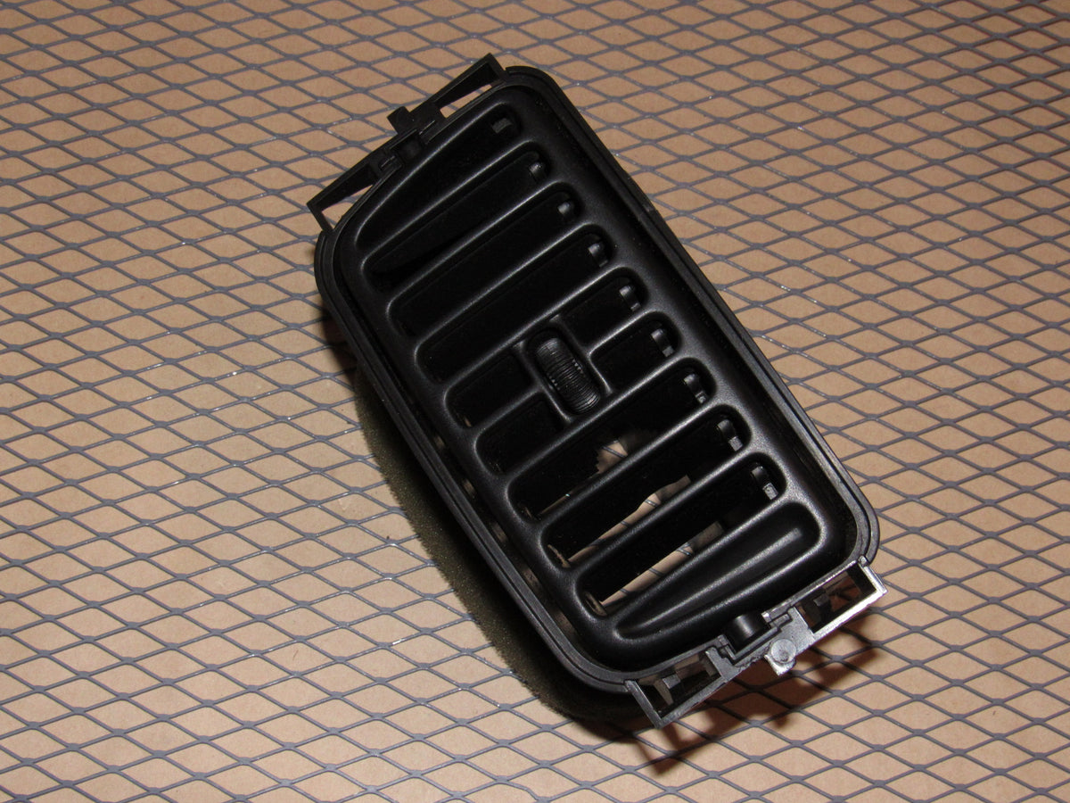 01 02 03 04 Ford Escape OEM Center Dash Panel Air Vent Louver - Left