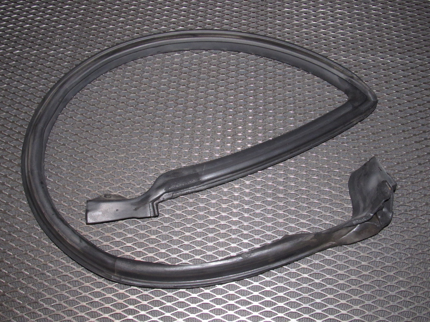 94 95 96 97 Mitsubishi 3000GT OEM Door Chassis Weather Stripping - Left