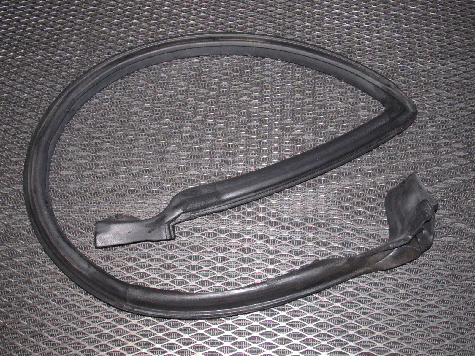 94 95 96 97 Mitsubishi 3000GT OEM Door Chassis Weather Stripping - Left