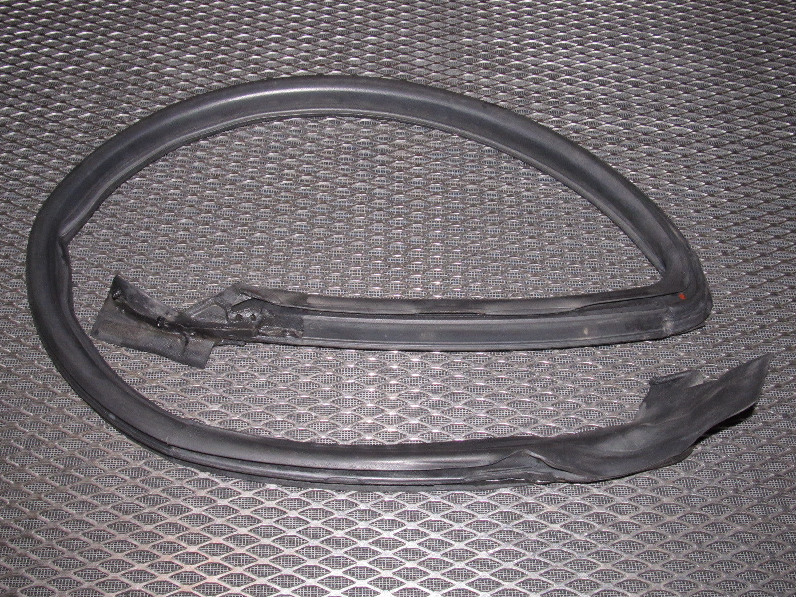 94 95 96 97 Mitsubishi 3000GT OEM Door Chassis Weather Stripping - Right