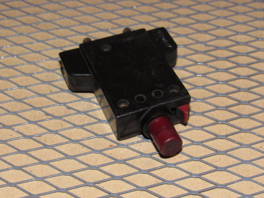 77-95 Mercedes Benz T1 Van Fuse Circuit Breaker 15a E-T-A 240VAC