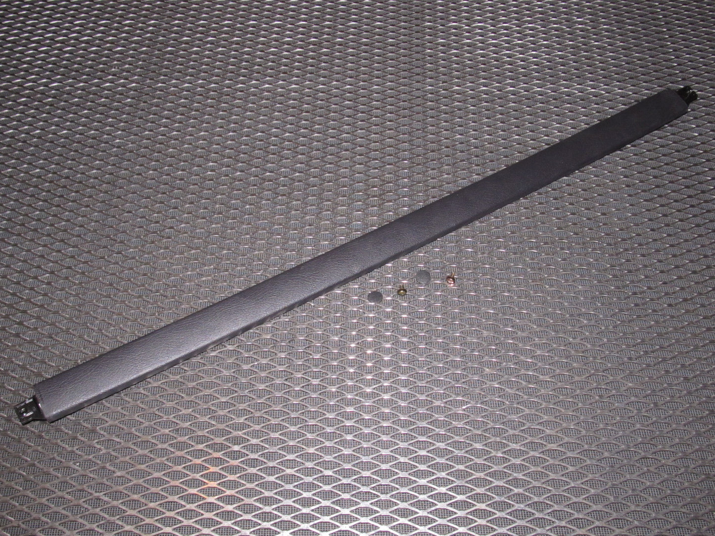 94 95 96 97 Mitsubishi 3000GT OEM Rear Headliner Moulding