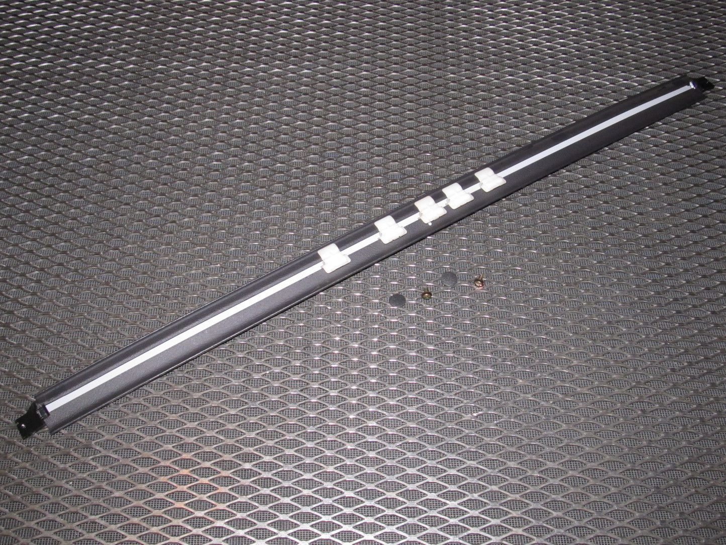 94 95 96 97 Mitsubishi 3000GT OEM Rear Headliner Moulding