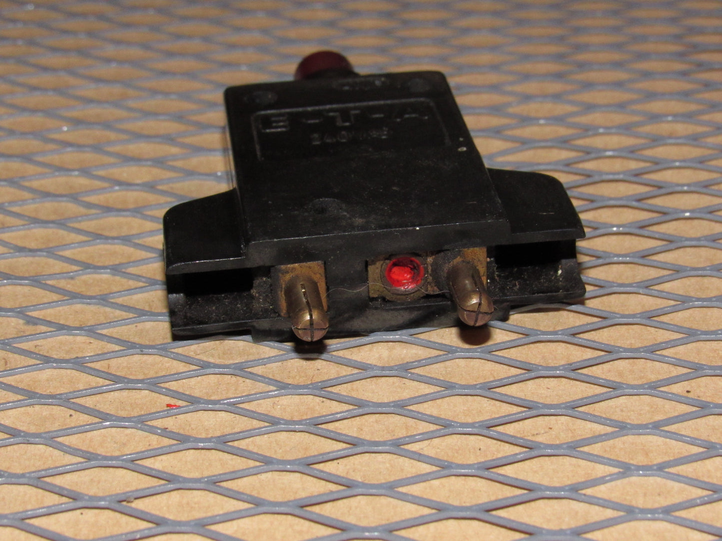 77-95 Mercedes Benz T1 Van Fuse Circuit Breaker 15a E-T-A 240VAC