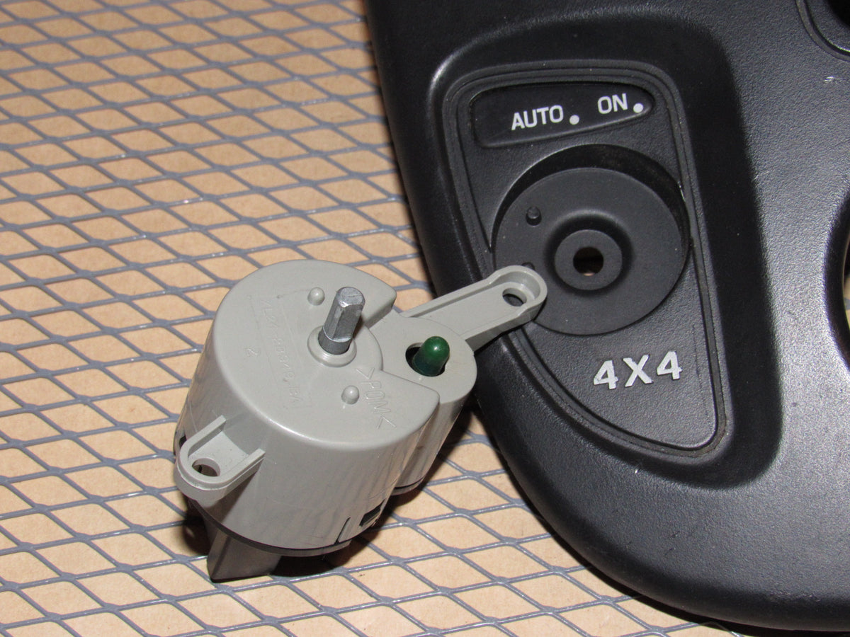 01 02 03 04 05 06 07 Ford Escape OEM 4x4 Auto On Switch