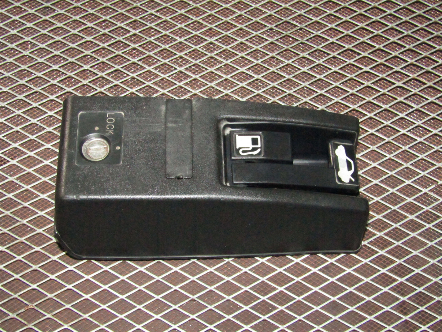 93 94 95 96 97 Honda Del Sol OEM Trunk Gas Door Release Handle Switch