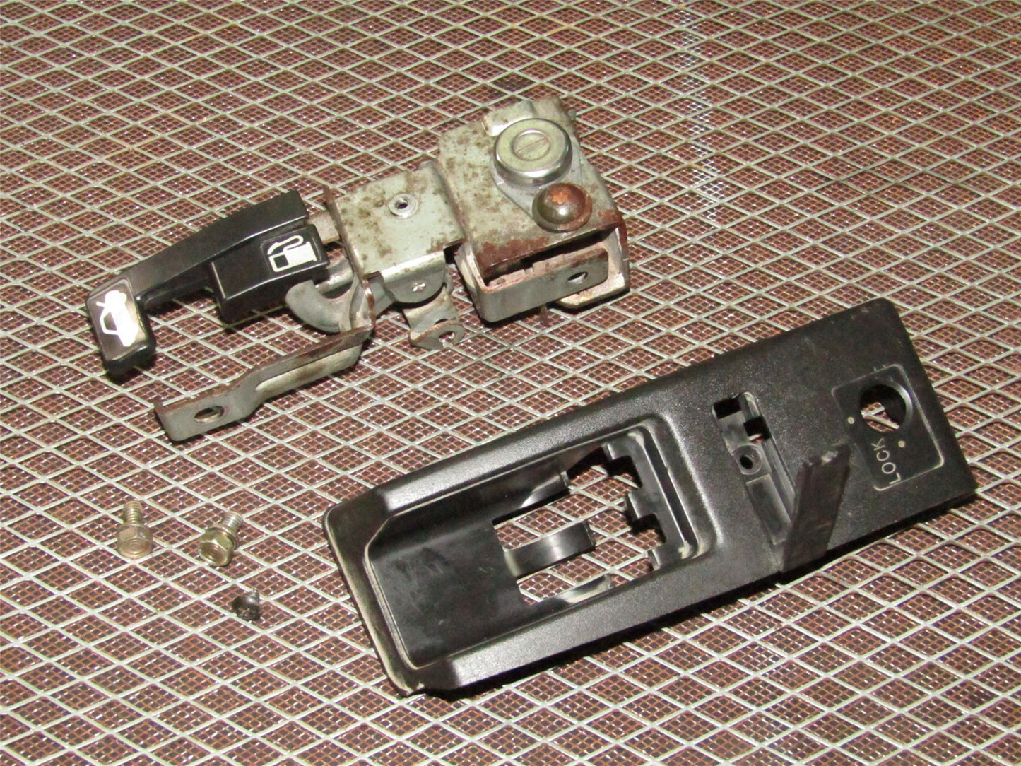 93 94 95 96 97 Honda Del Sol OEM Trunk Gas Door Release Handle Switch