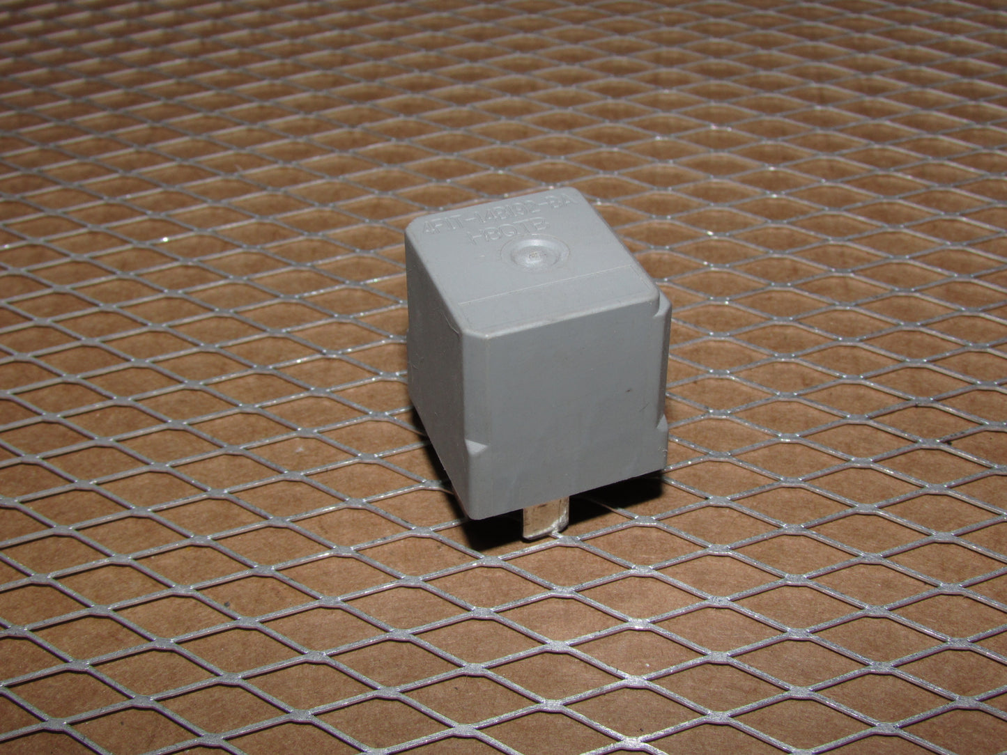 Ford Relay 4F1T-14B192-BA