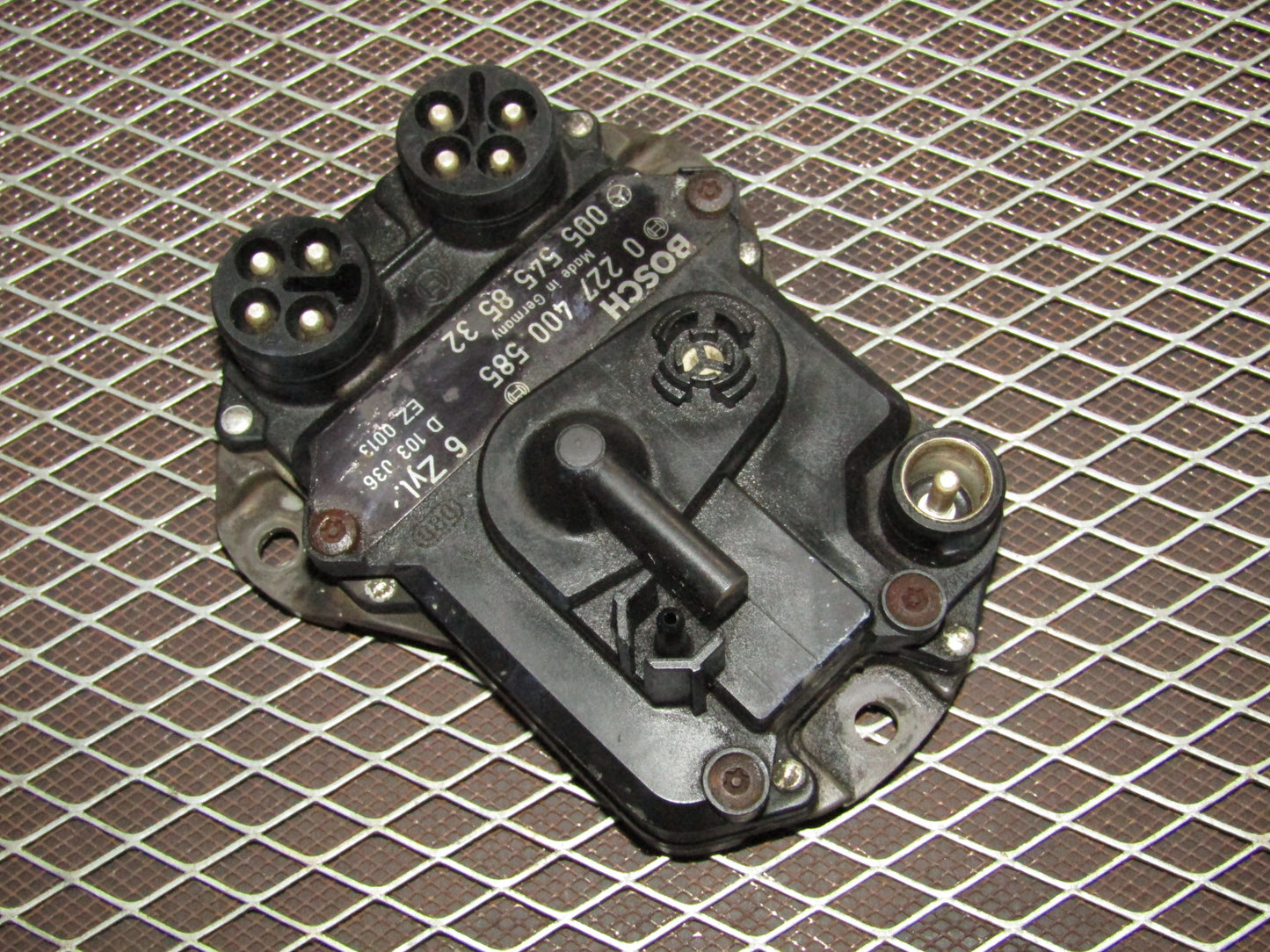 86-93 Mercedes Benz 300E OEM Ignition Control Module Igniter 0 227 400 585