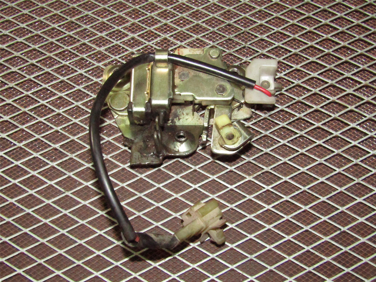 93 94 95 96 97 Honda Del Sol OEM Trunk Latch – Autopartone.com
