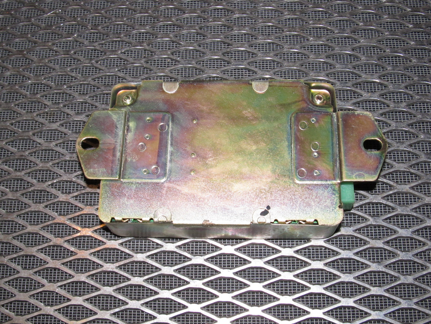 84 85 Mazda RX7 OEM Cruise Control Computer Unit - X4T3 0372-5615