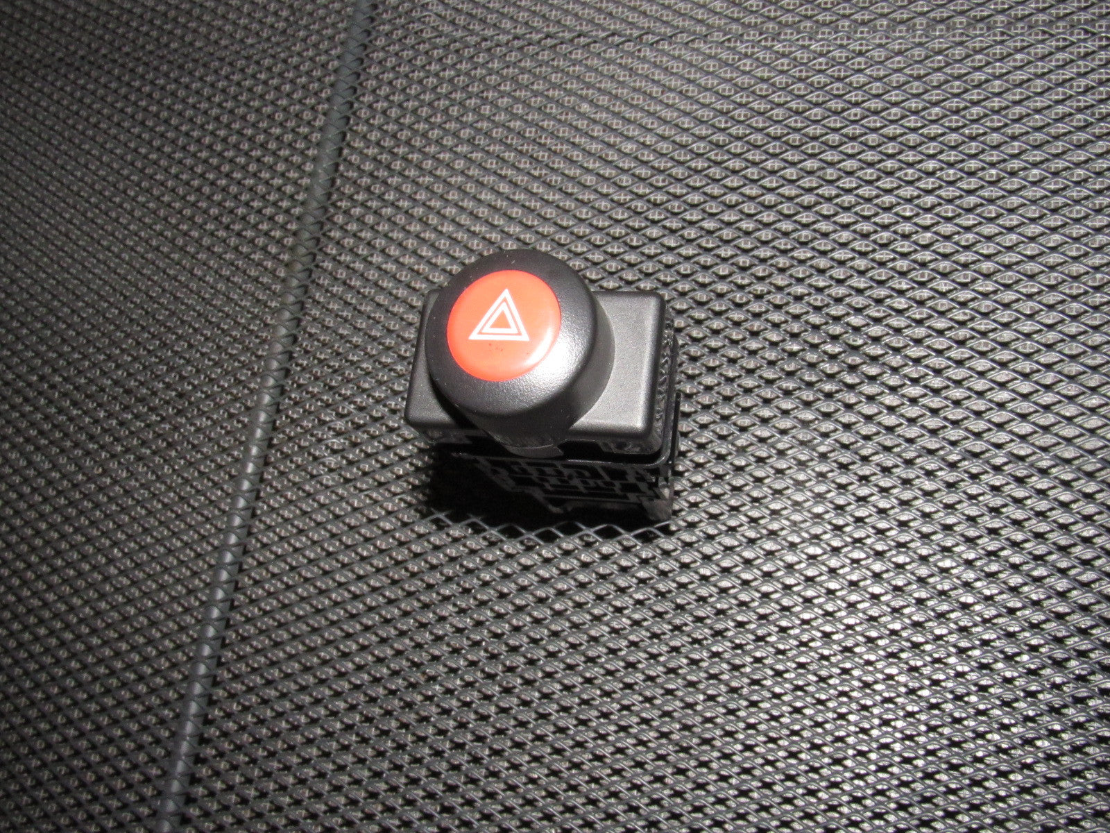 03 04 Infiniti G35 OEM Hazard Light Switch