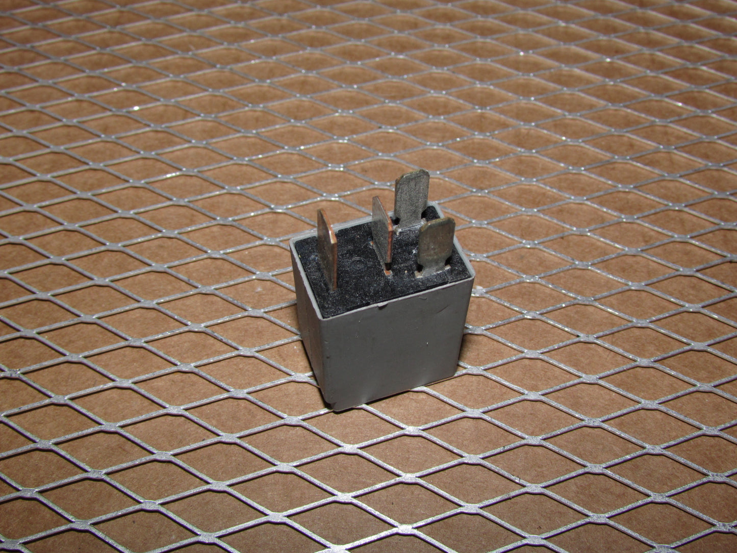 Ford Relay H8QTB 4F1T-14B192-AA