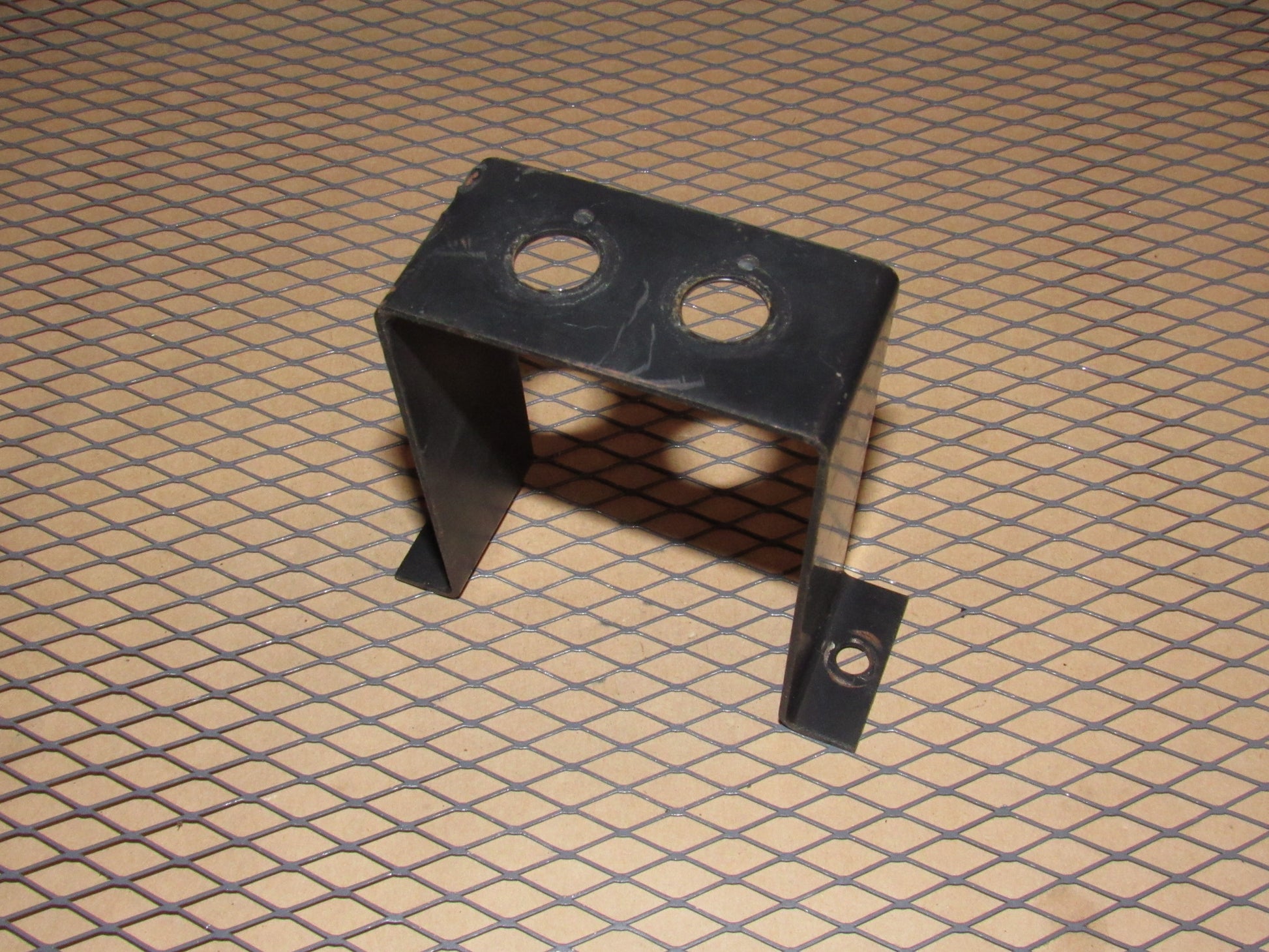 77-95 Mercedes Benz T1 Van OEM Thermal Circuit Breaker Holder Mounting Bracket