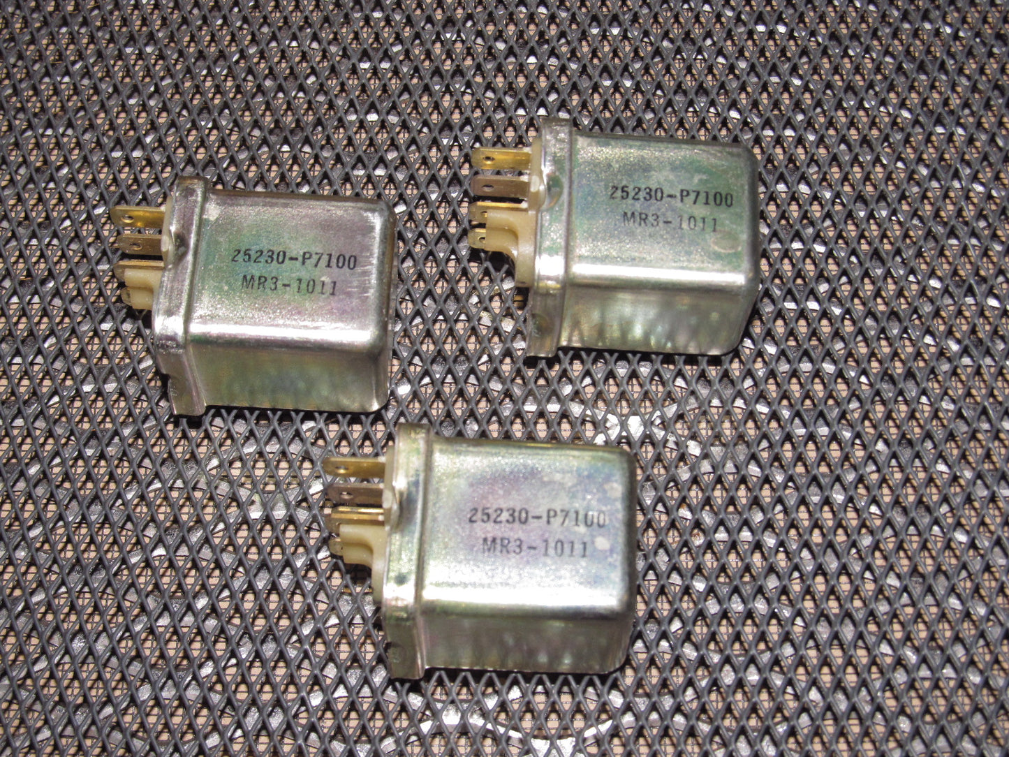 79 80 Datsun 280zx OEM Relay 25230-P7100 – Autopartone