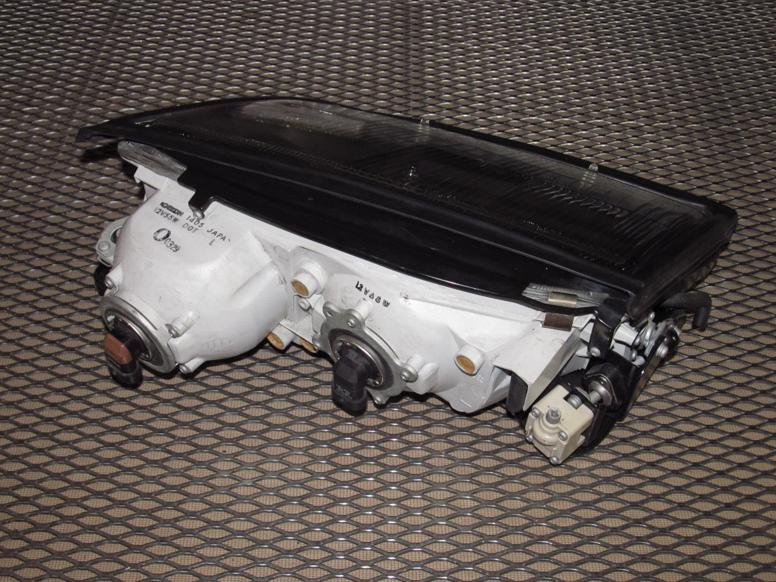 90-96 Nissan 300zx OEM Headlight - Right – Autopartone
