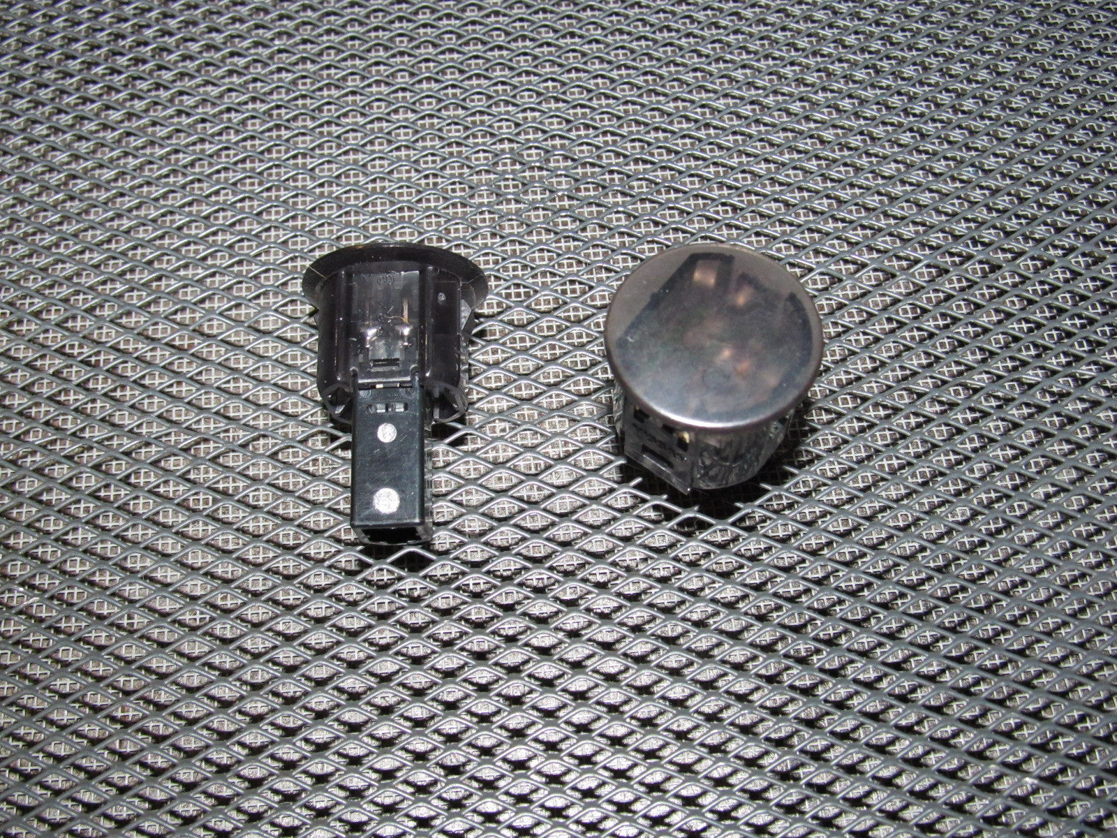 03 04 Infiniti G35 OEM A/C Heater Dash Top Temperature Sensor