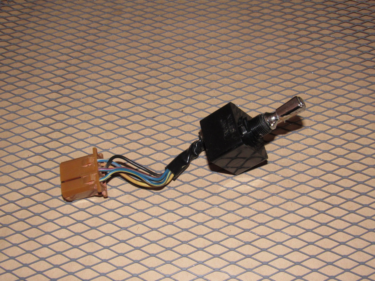 79 81 82 Datsun 280zx OEM Power Mirror Switch - Left