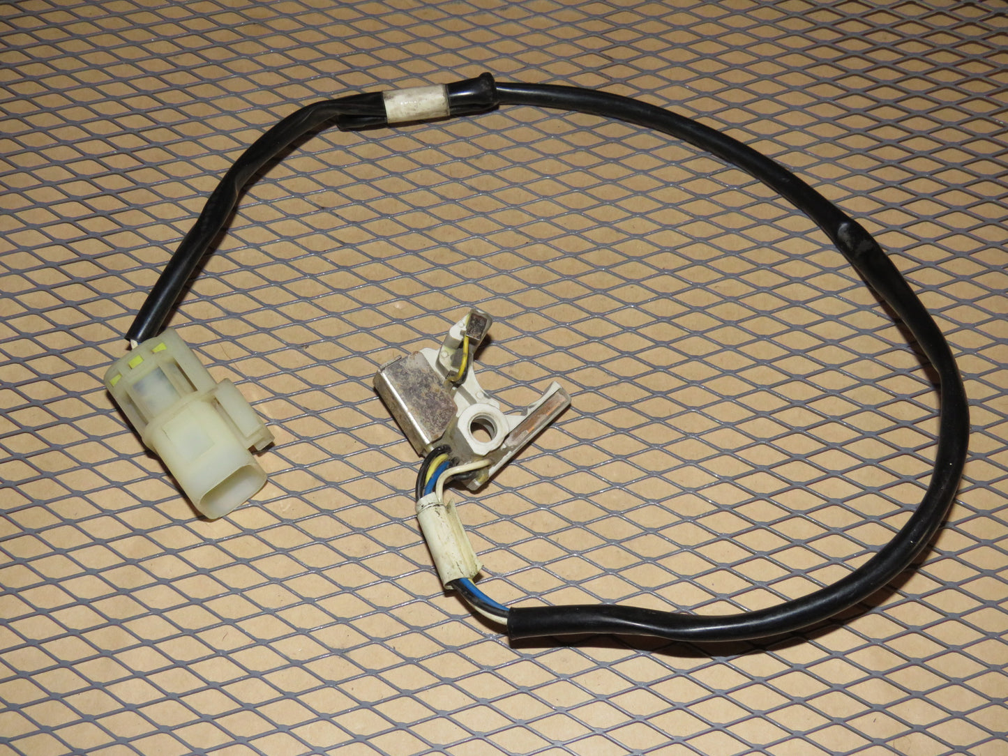 84 85 86 Nissan 300zx OEM Exterior Door Handle Lock Cylinder Sensor - Left