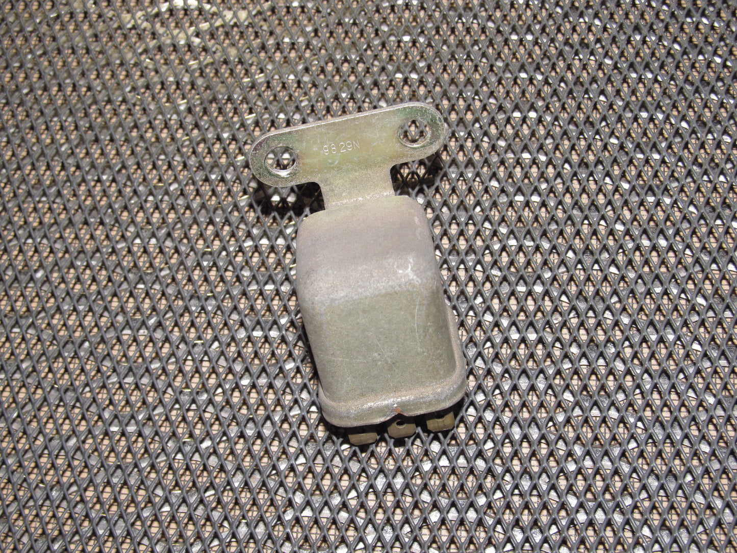 79 80 Datsun 280zx OEM Relay - 25237 P7104