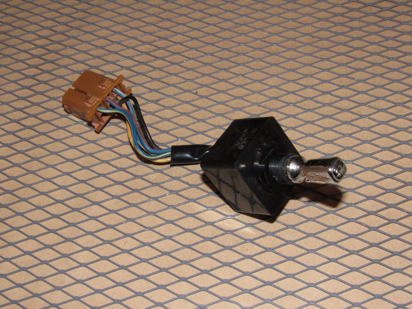 79 81 82 Datsun 280zx OEM Power Mirror Switch - Left