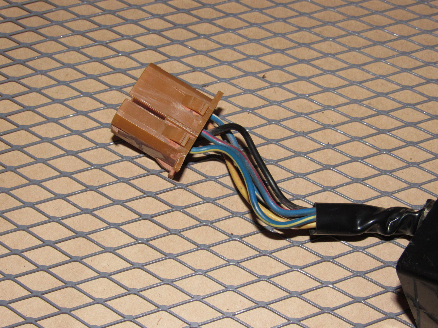 79 81 82 Datsun 280zx OEM Power Mirror Switch - Left