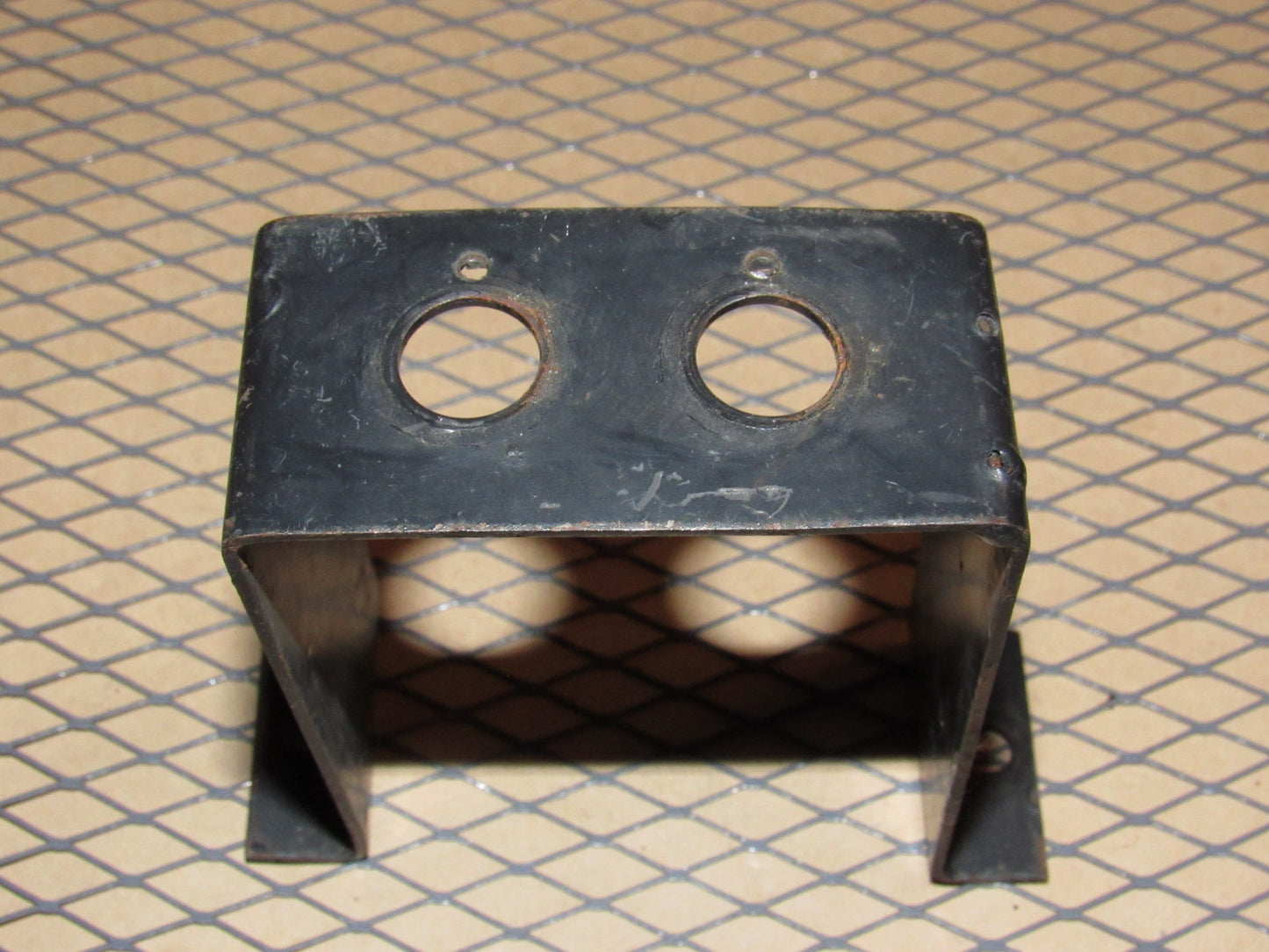 77-95 Mercedes Benz T1 Van OEM Thermal Circuit Breaker Holder Mounting Bracket