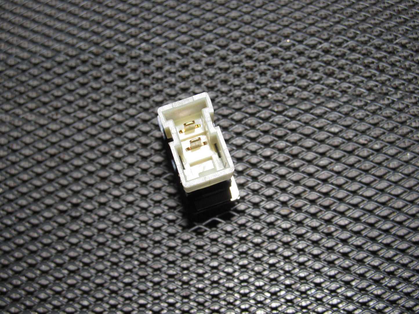 03 04 Infiniti G35 OEM Trunk Release Switch