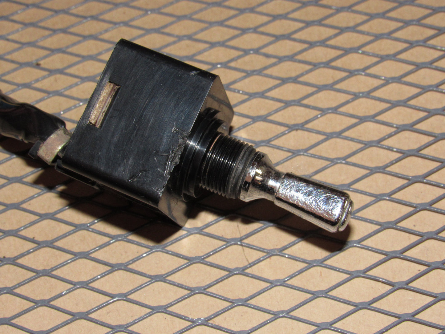 79 81 82 Datsun 280zx OEM Power Mirror Switch - Right