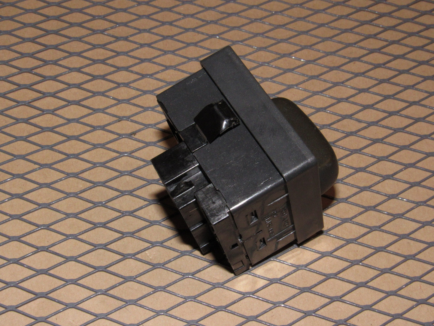 98 99 00 Volvo S70 OEM Headlight Switch