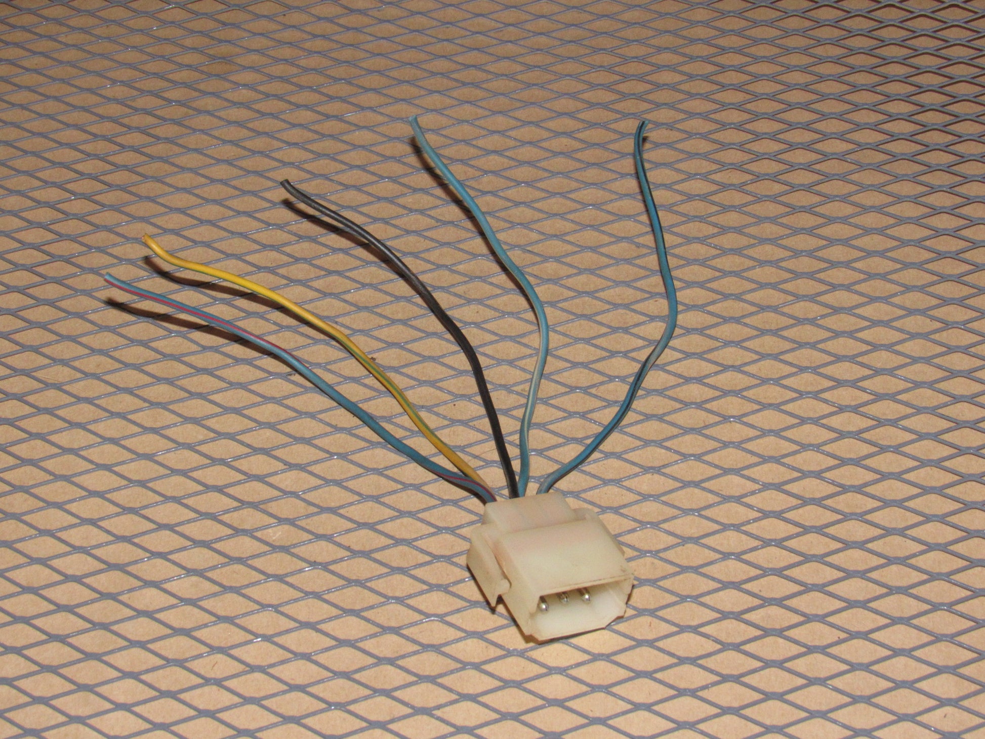 79 81 82 Datsun 280zx OEM Power Mirror Switch Chassis Female Pigtail Harness - Right