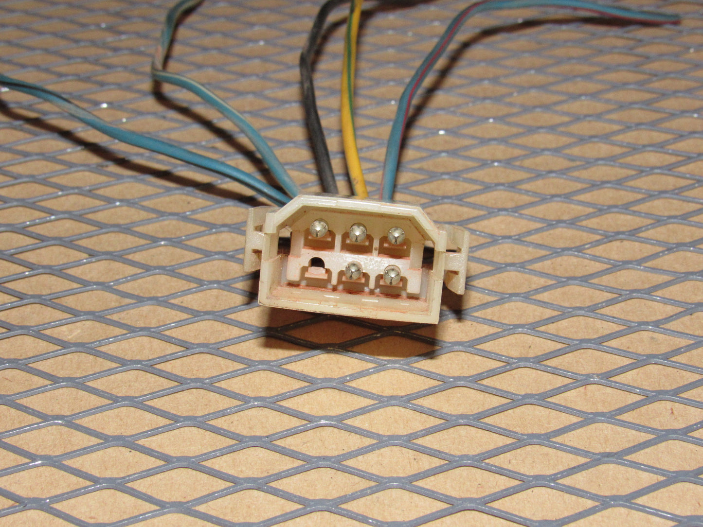 79 81 82 Datsun 280zx OEM Power Mirror Switch Chassis Female Pigtail Harness - Right