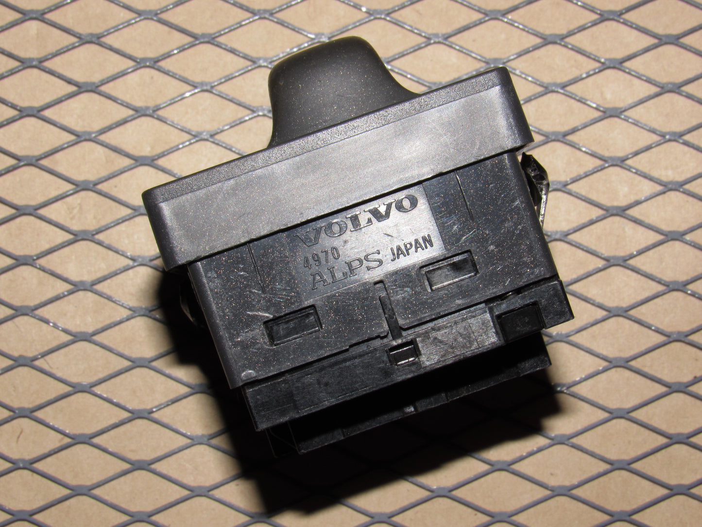 98 99 00 Volvo S70 OEM Headlight Switch