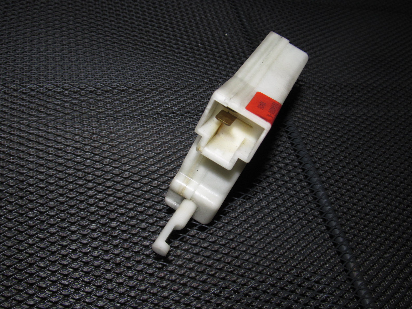 03 04 Infiniti G35 OEM Gas Door Actuator Lock