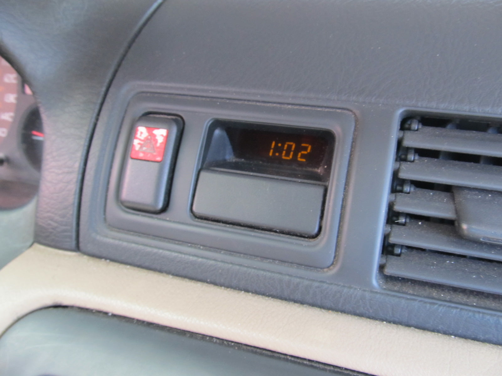 97 98 99 00 01 Honda Prelude OEM Dash Clock – Autopartone